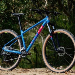 Alternative view of MARIN BOBCAT TRAIL 3, 29" BLUE-MEDIUM