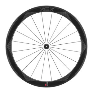 Alternative view of ONEAER RX5 WEIGHT :1420 GRAMS RIM HEIGHT :48 MM BRAKE TYPE :RIM BRAKE TUBELESS READY (TLR) :YES CLINCHER (INNER-TUBES)： YES HUB :DT SWISS 240 EXP SPOKE :SAPIM CX-RAY